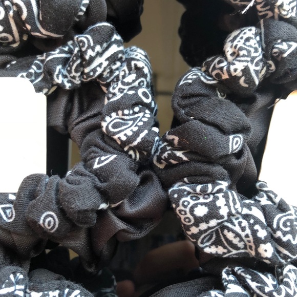 12 bandanna and plain designed black scrunchies - Picture 2 of 4